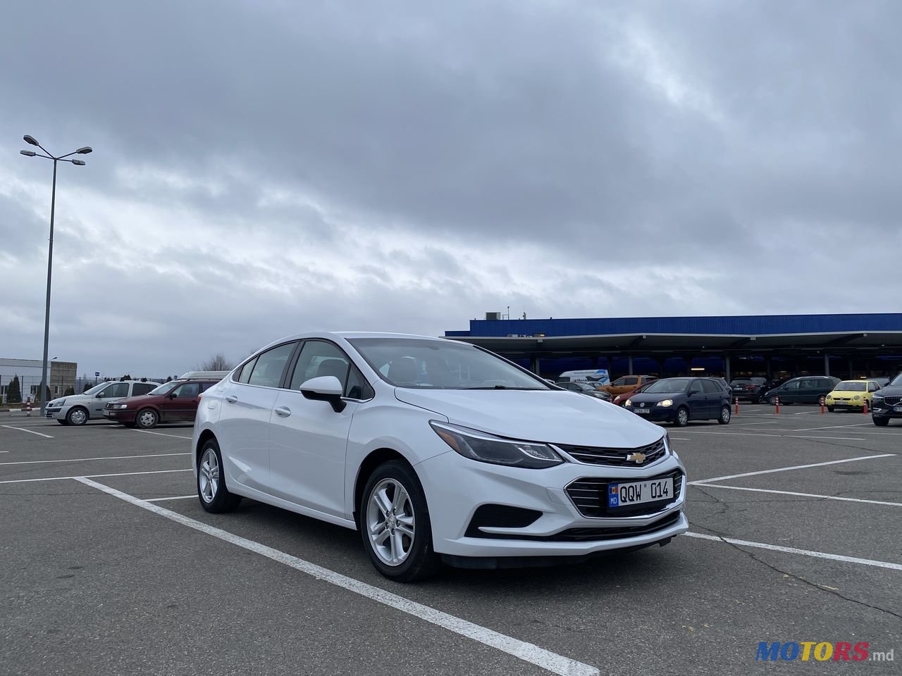 2018' Chevrolet Cruze photo #2