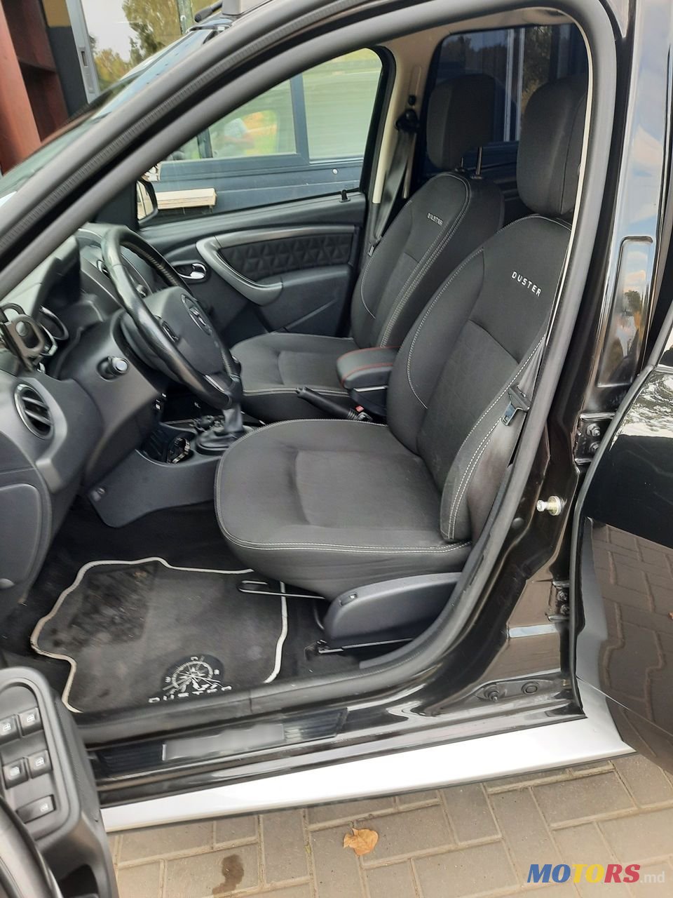 2016' Dacia Duster photo #5