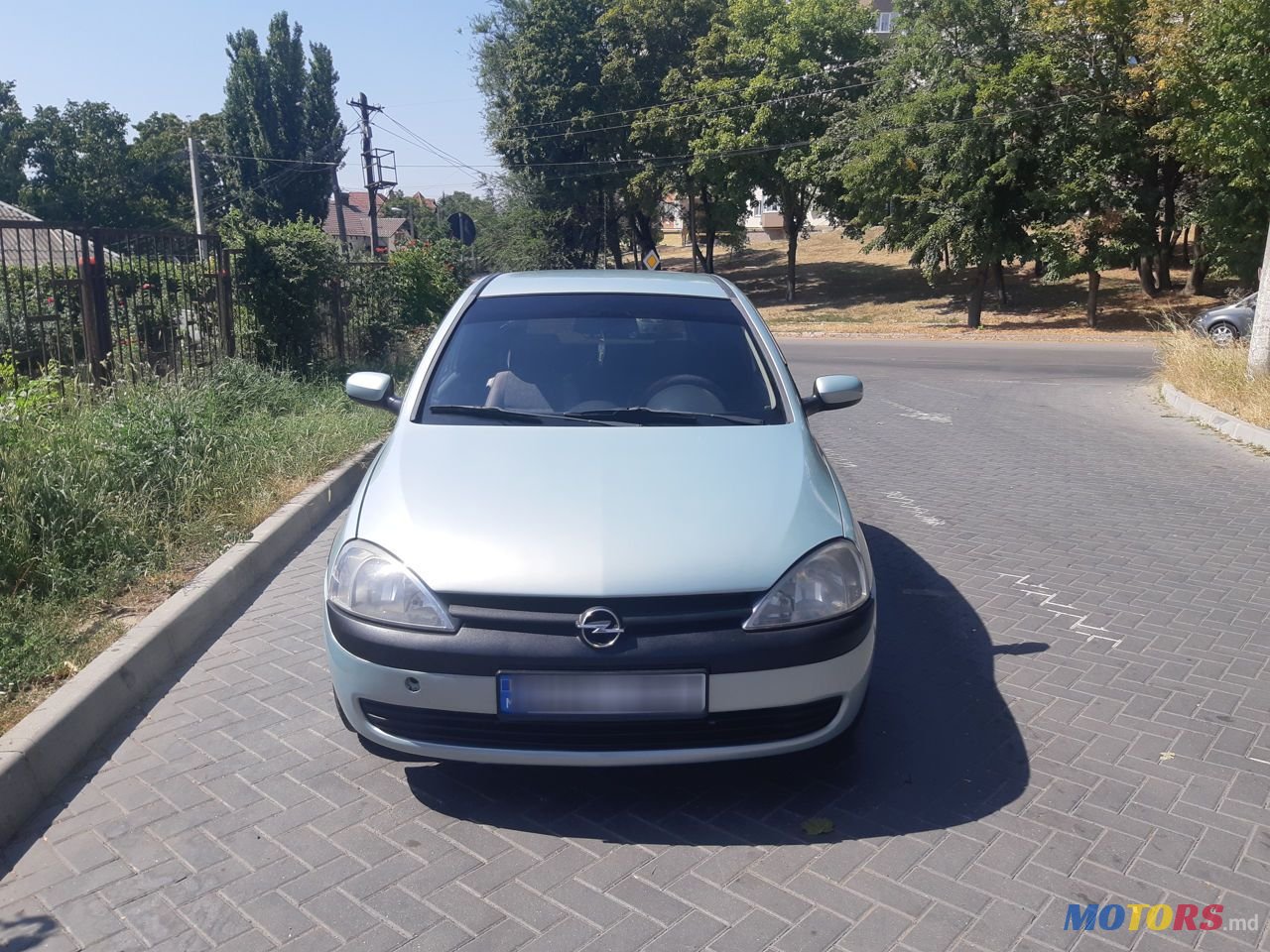 2001' Opel Corsa photo #1