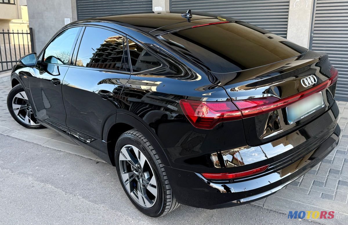 2020' Audi e-tron photo #4