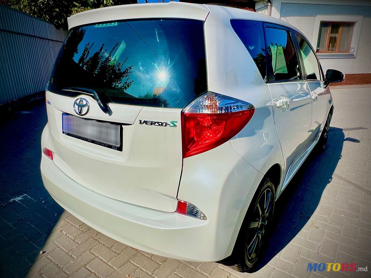 2014' Toyota Verso-S photo #3