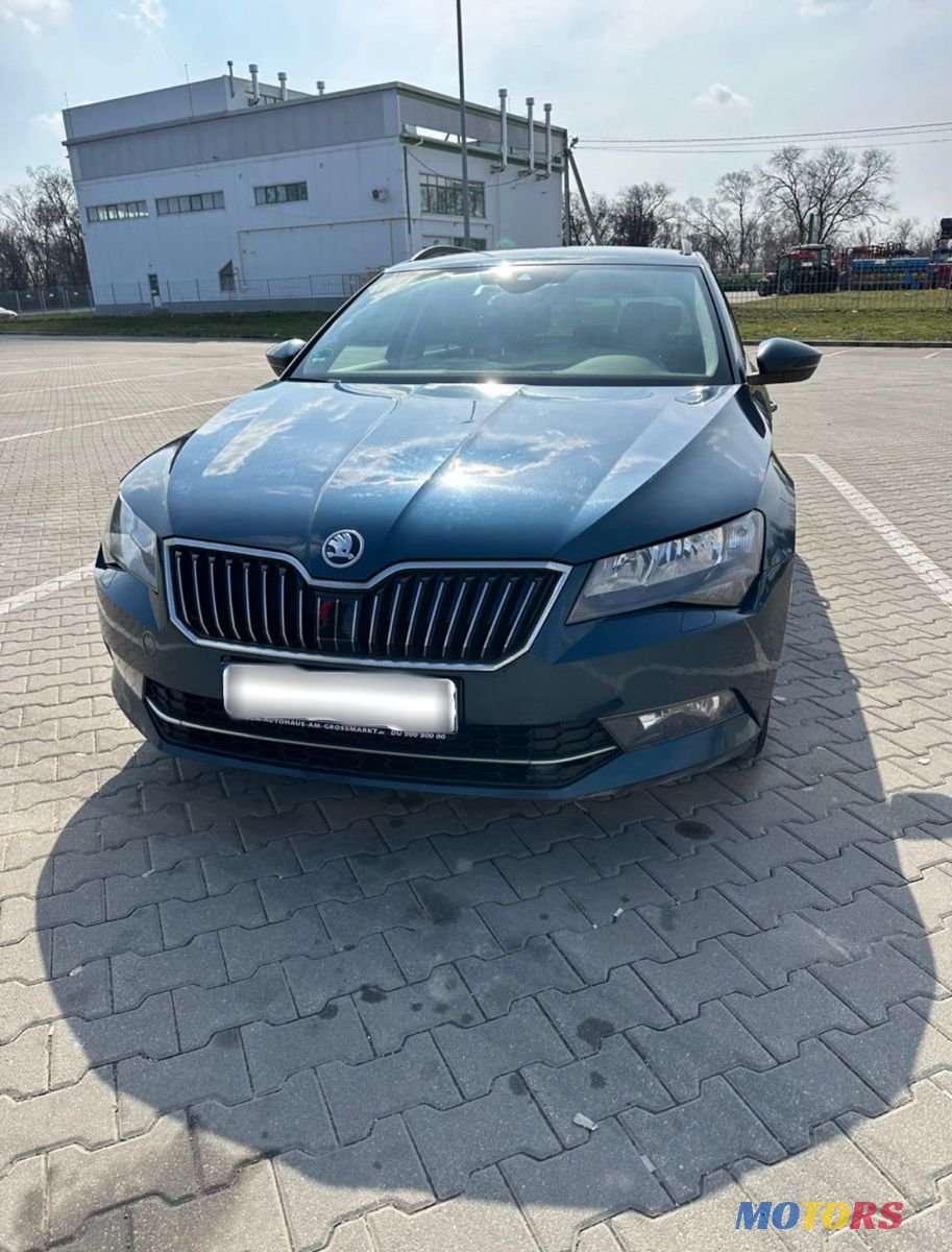 2017' Skoda Superb photo #3