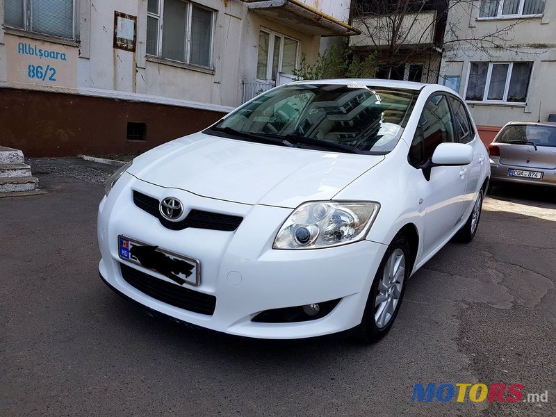 2008' Toyota Auris photo #4