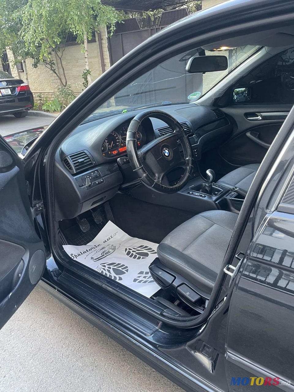 2003' BMW 3 Series photo #4