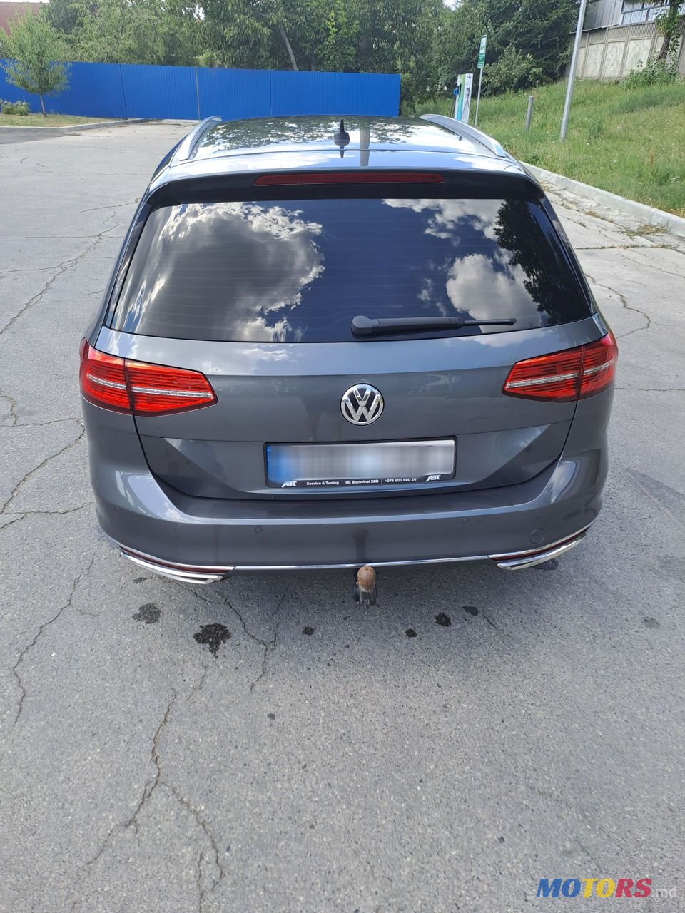 2015' Volkswagen Passat photo #5