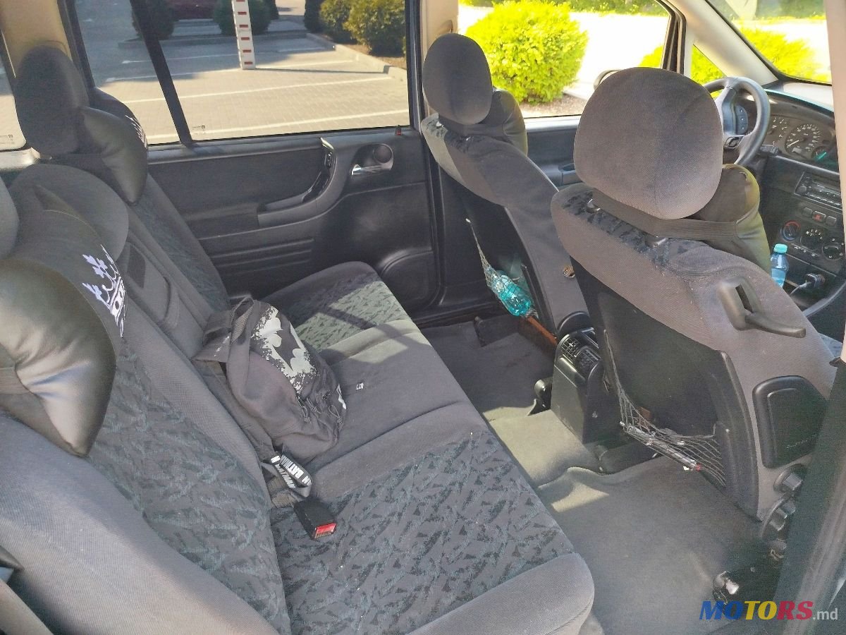2005' Opel Zafira photo #5