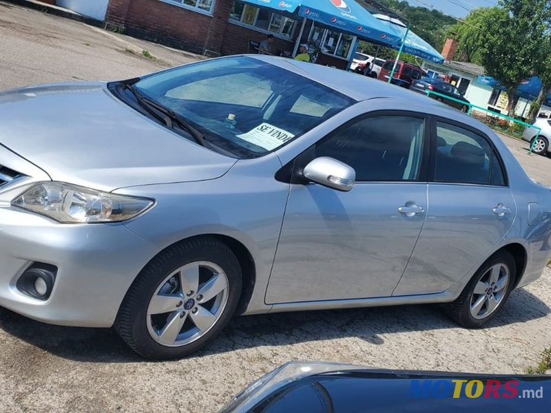 2011' Toyota Corolla photo #3