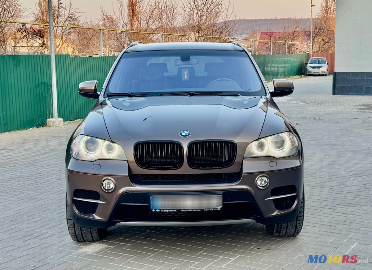 2011' BMW X5 photo #2