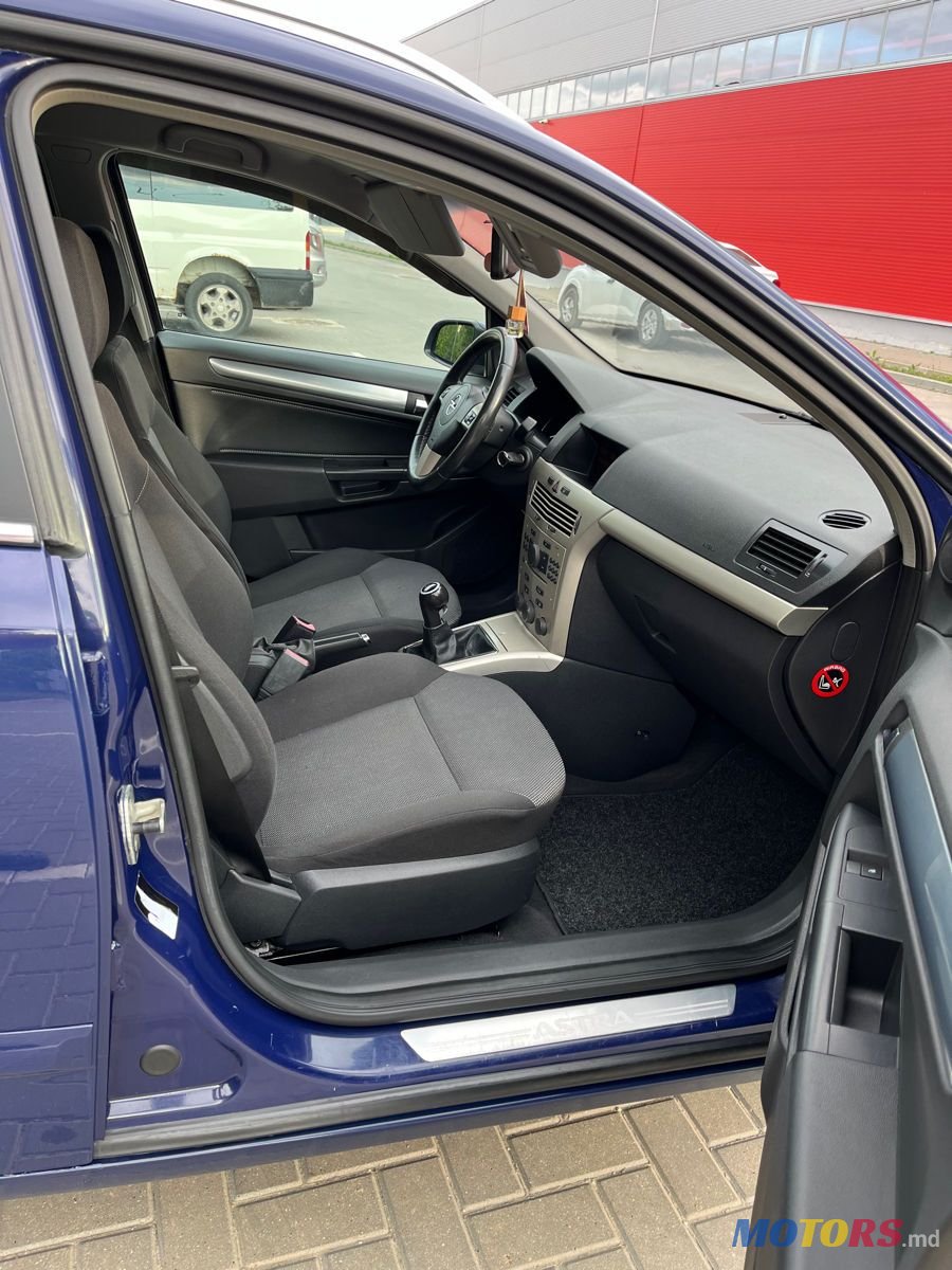 2007' Opel Astra photo #6