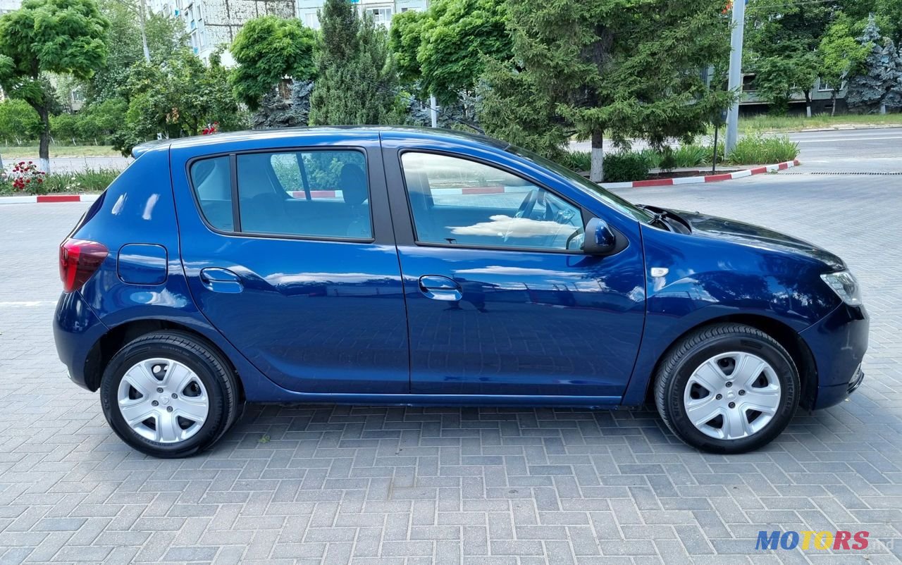 2017' Dacia Sandero photo #5