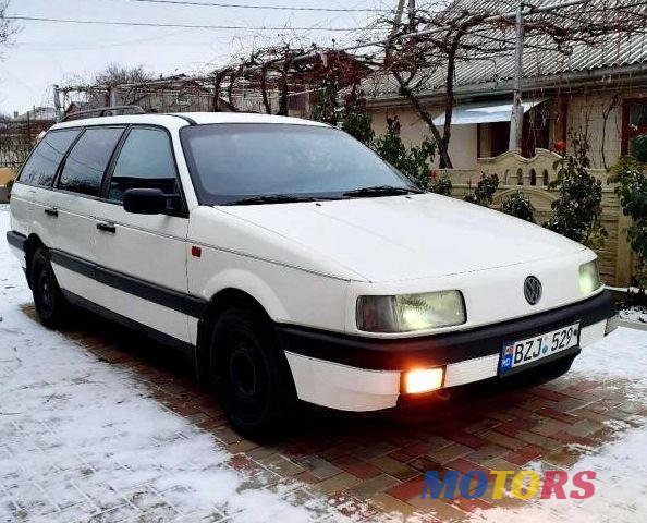 1992' Volkswagen Passat photo #1