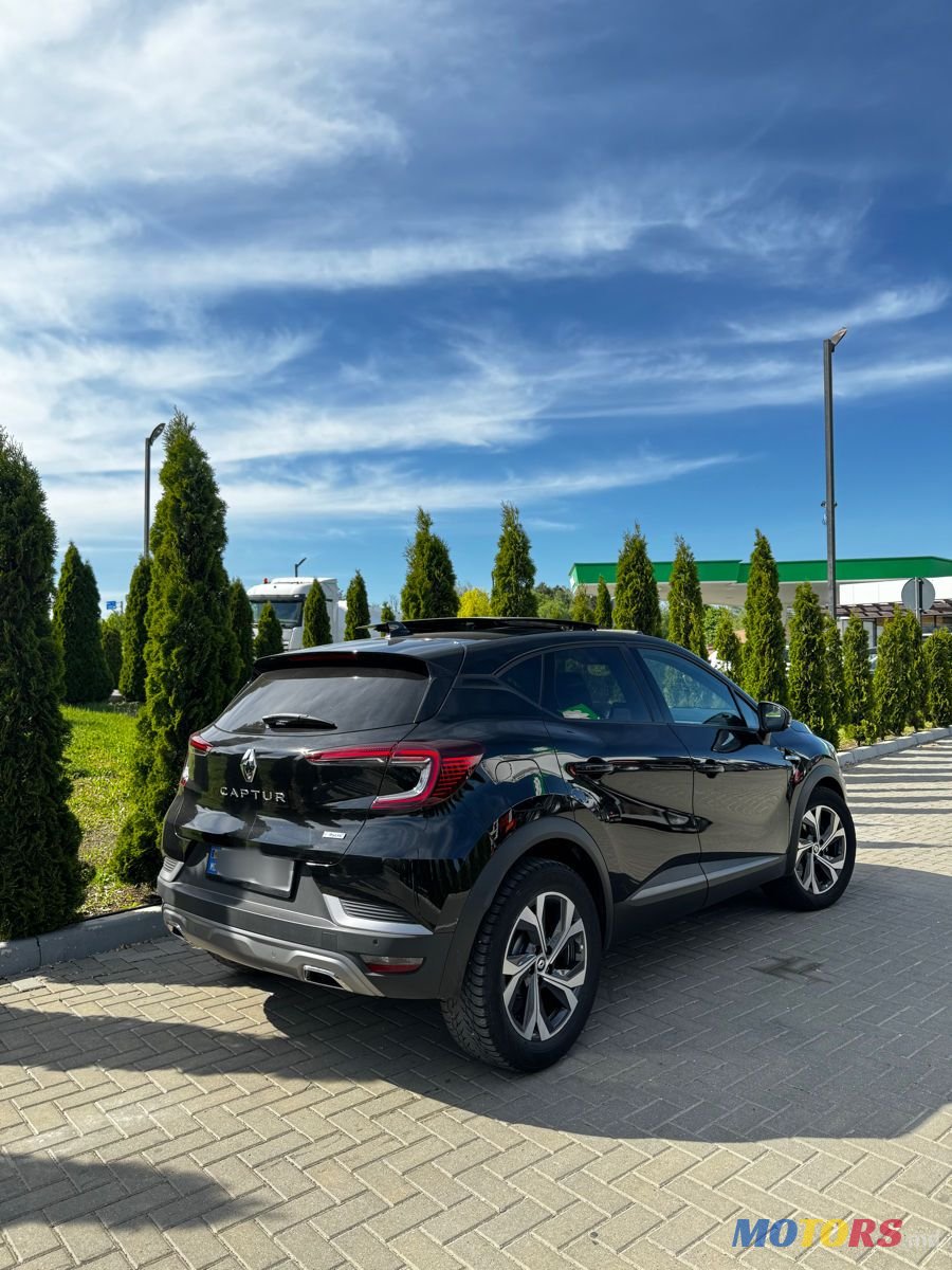 2023' Renault Captur photo #3