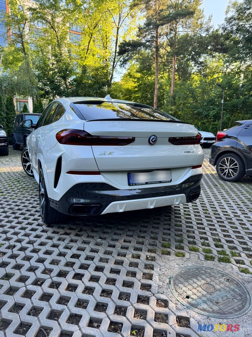 2021' BMW X6 photo #4