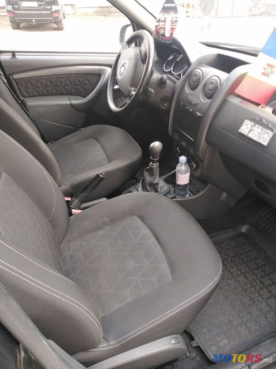 2015' Dacia Duster photo #6