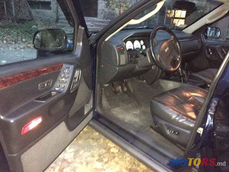 2002' Jeep Cherokee photo #5