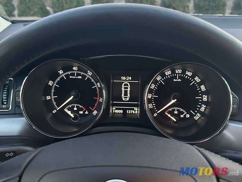 2009' Skoda Superb photo #2