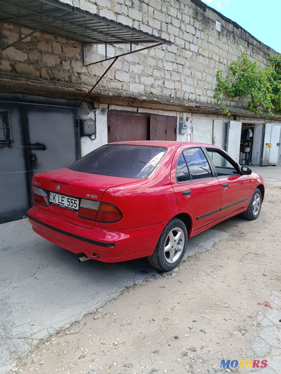 1995' Nissan Almera photo #2