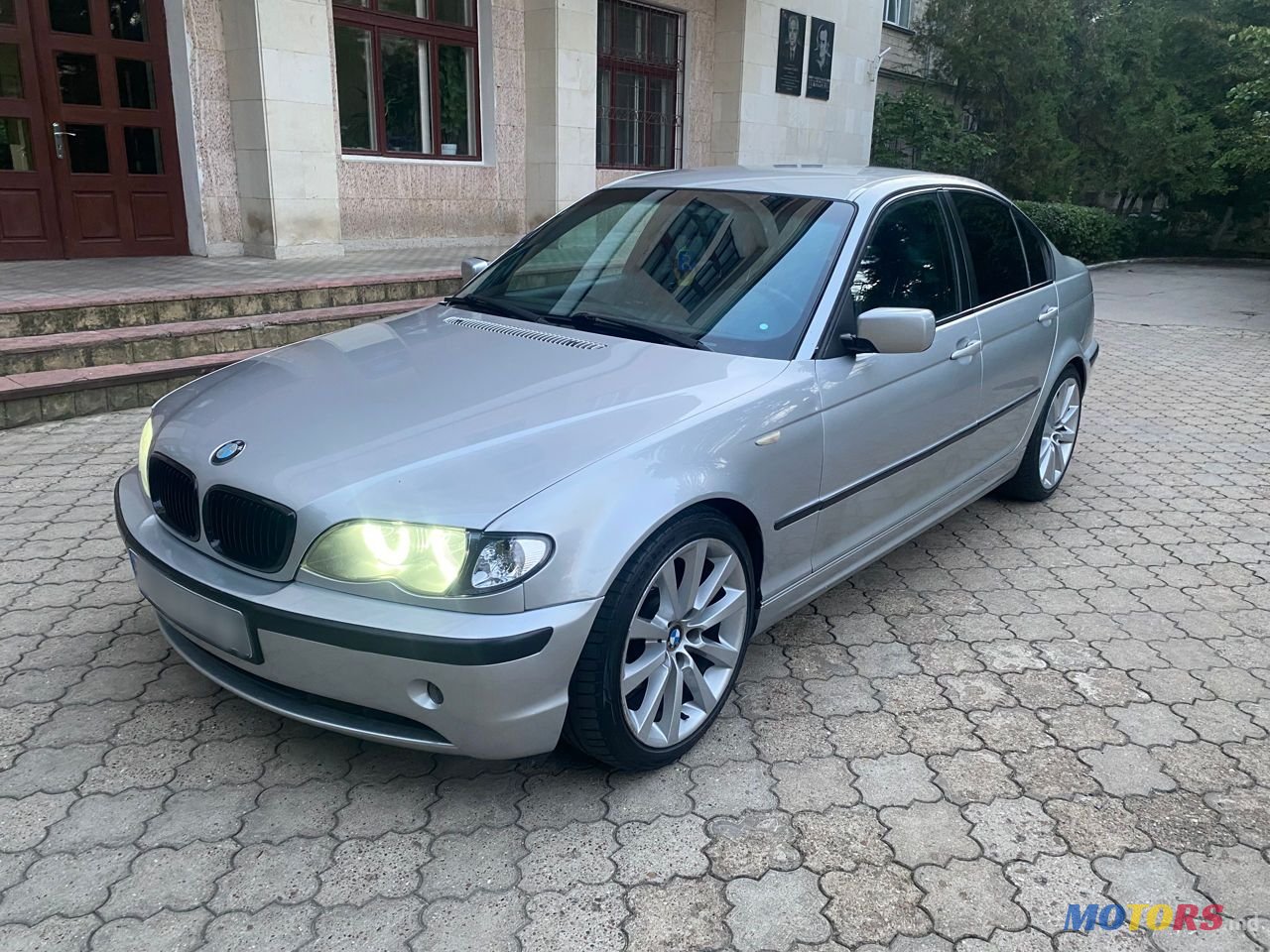 2005' BMW 3 Series photo #3