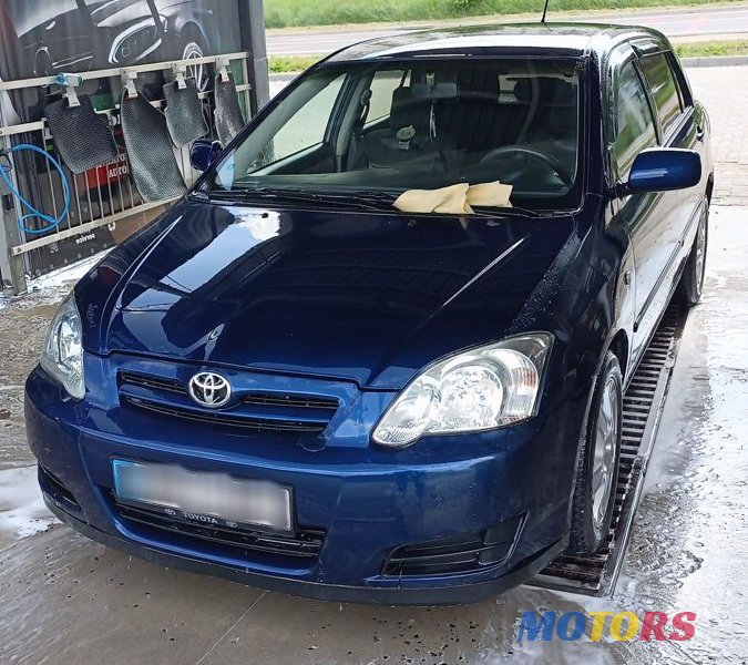 2005' Toyota Corolla photo #4