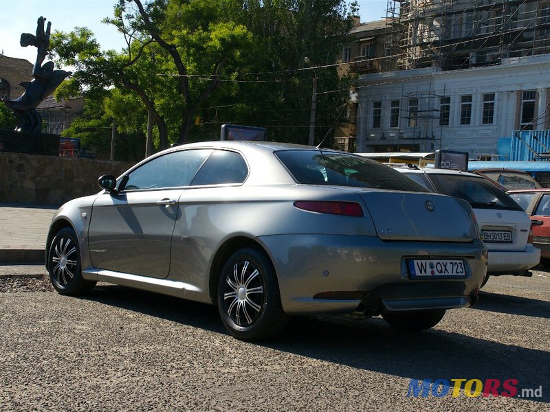 2009' Alfa Romeo GT photo #1