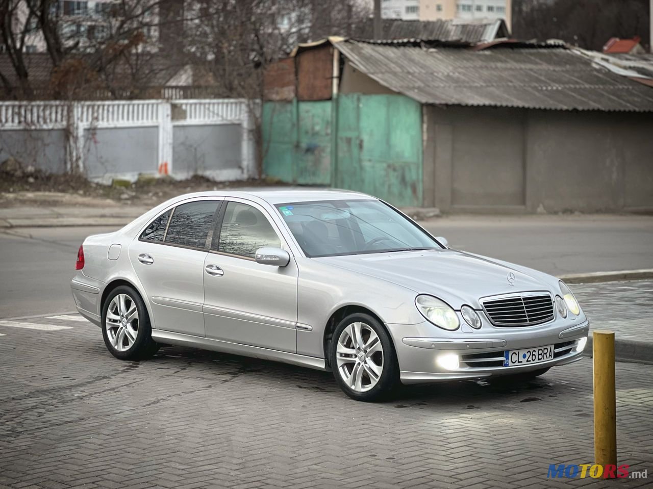 2004' Mercedes-Benz E Класс photo #2