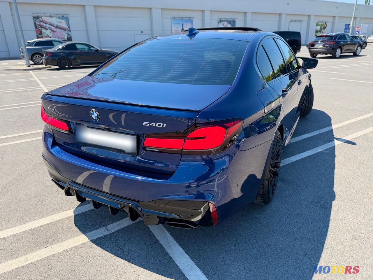 2018' BMW 5 Series photo #6