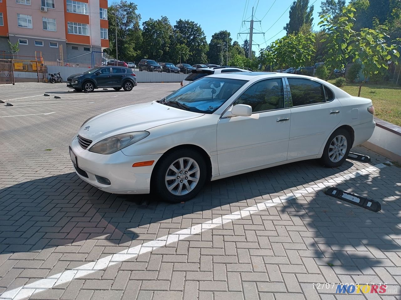 2002' Lexus Es Series photo #2