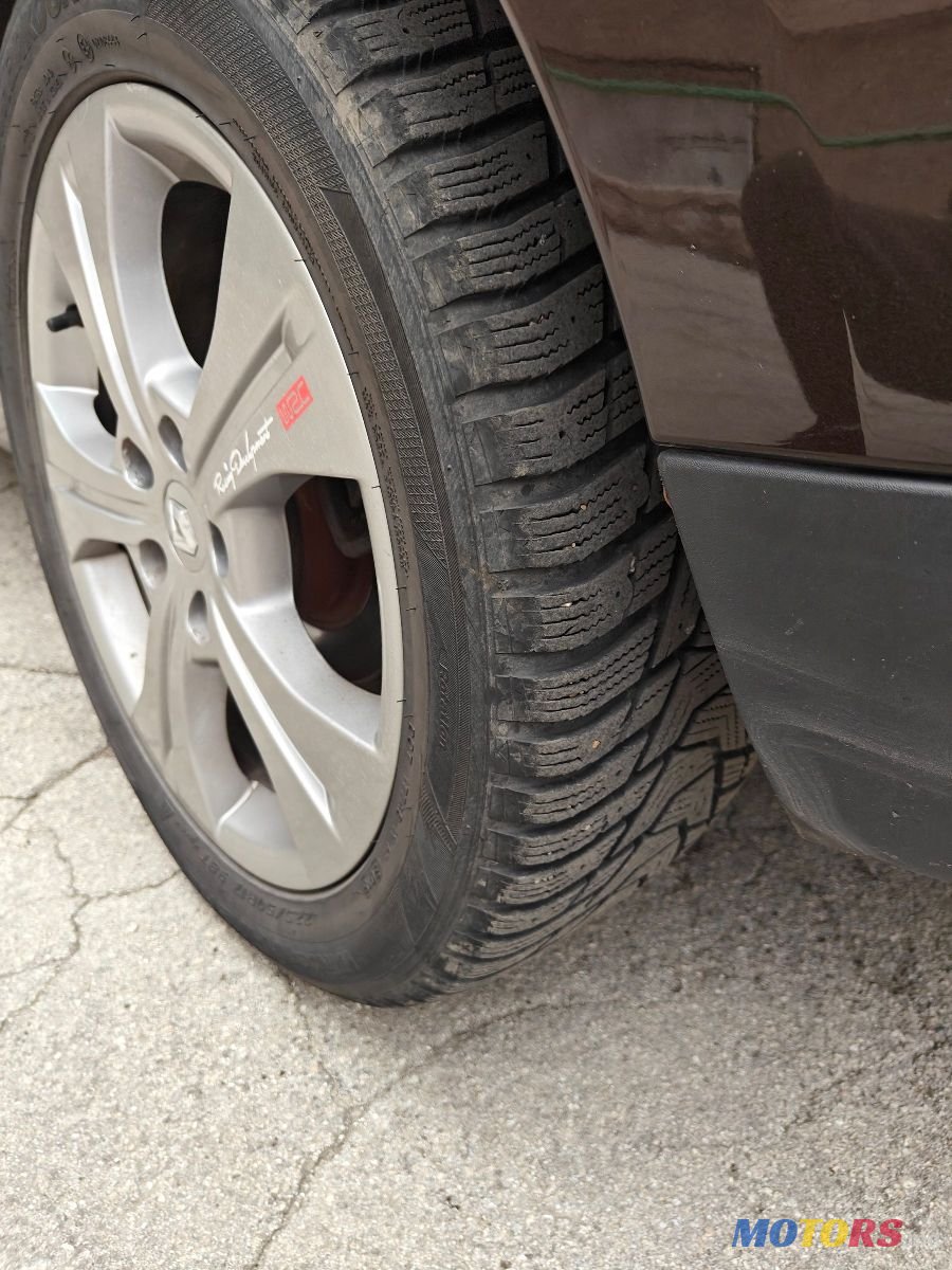 2013' Renault Megane photo #2