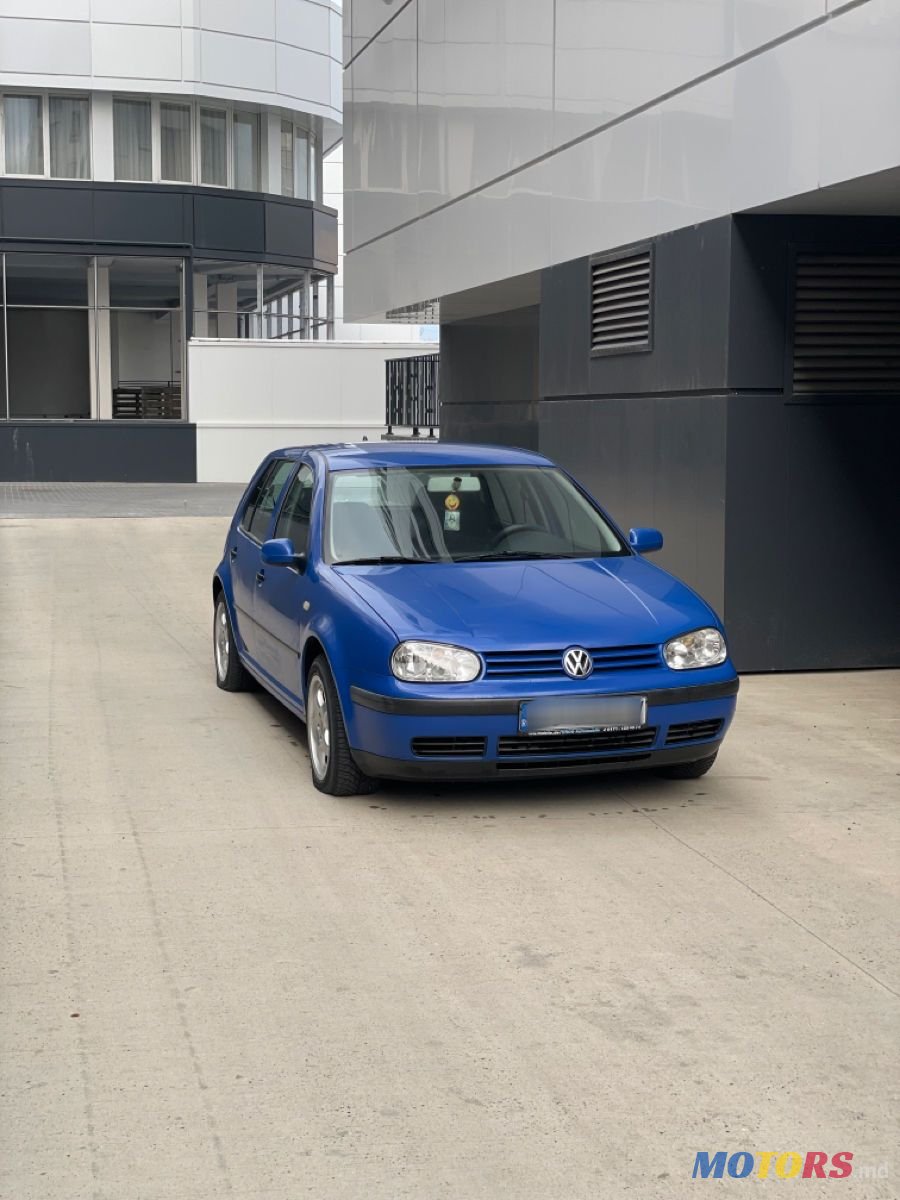 2000' Volkswagen Golf photo #1