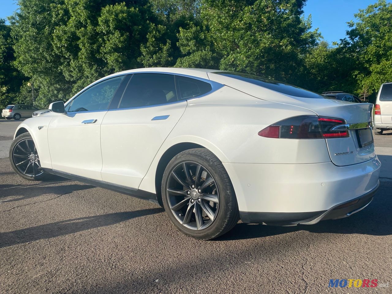 2014' Tesla Model S photo #2