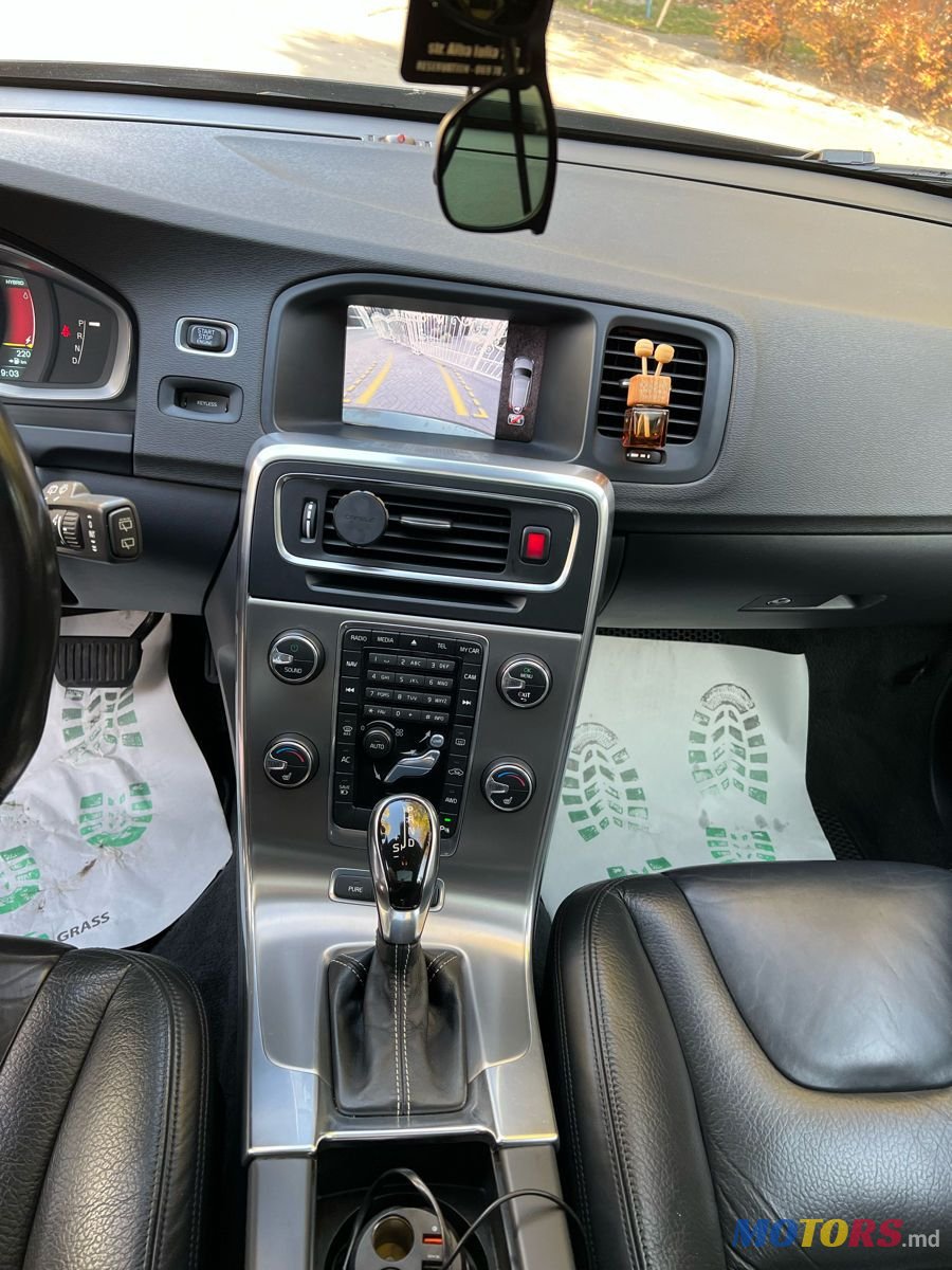 2013' Volvo V60 photo #2