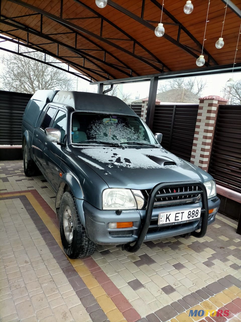 1999' Mitsubishi L Series photo #1