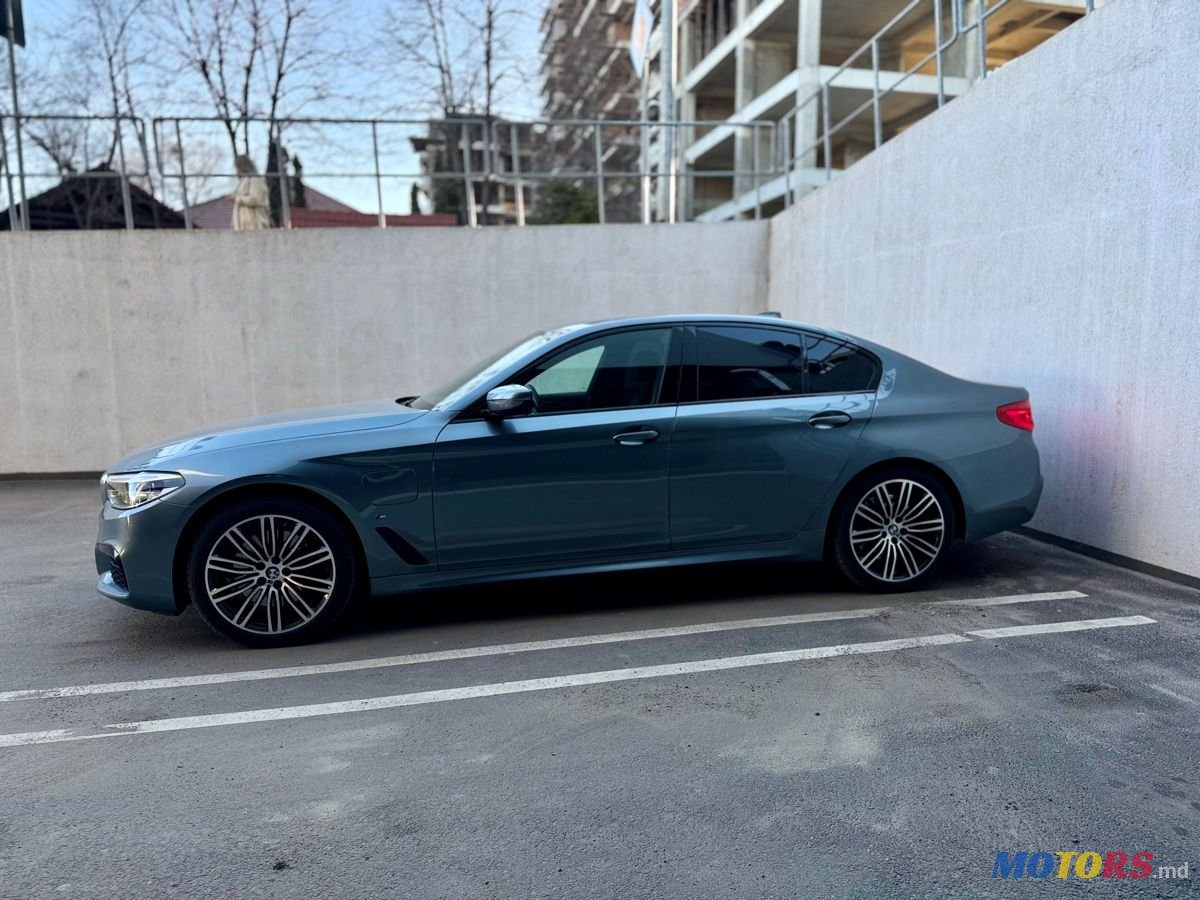 2019' BMW 5 Series photo #3