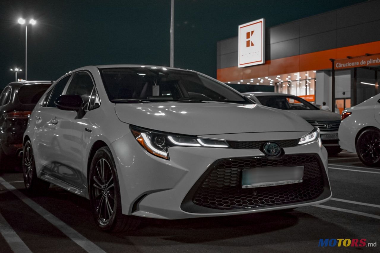 2020' Toyota Corolla photo #1