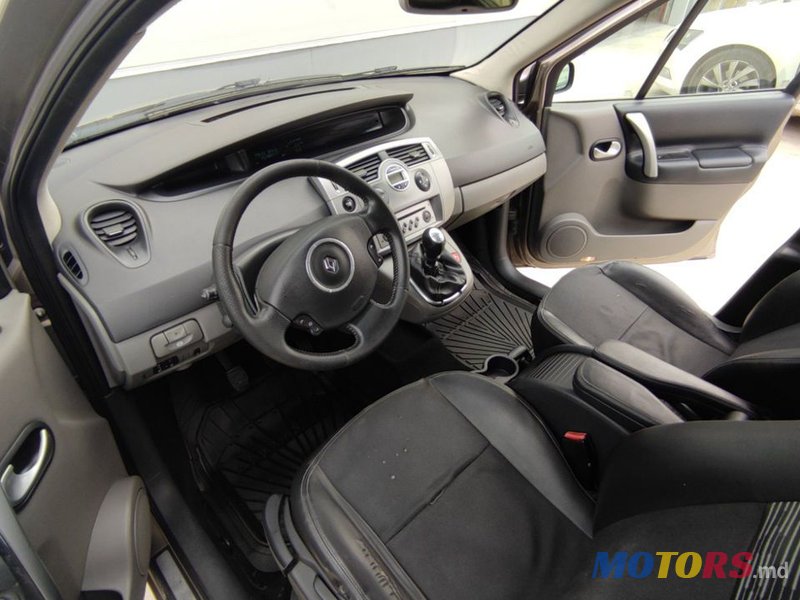 2007' Renault Scenic photo #4