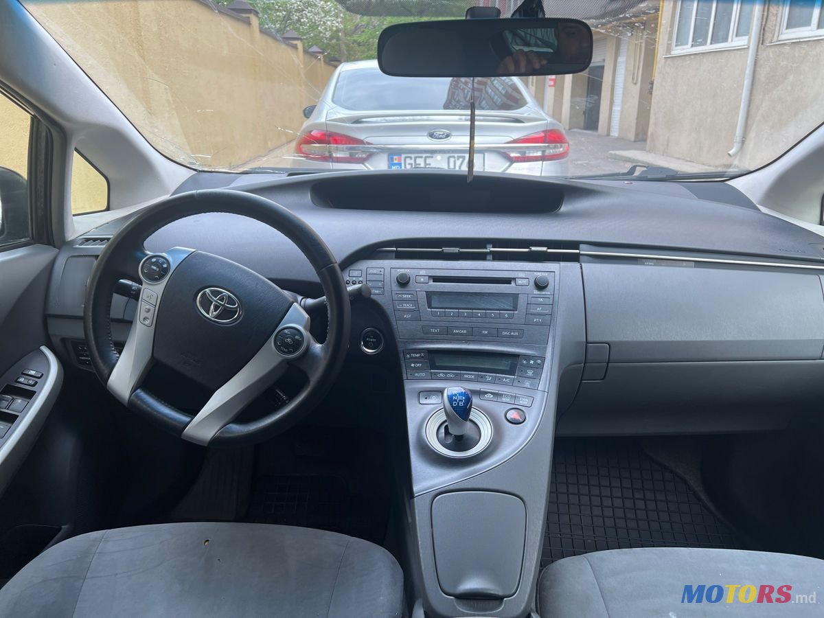 2009' Toyota Prius photo #3