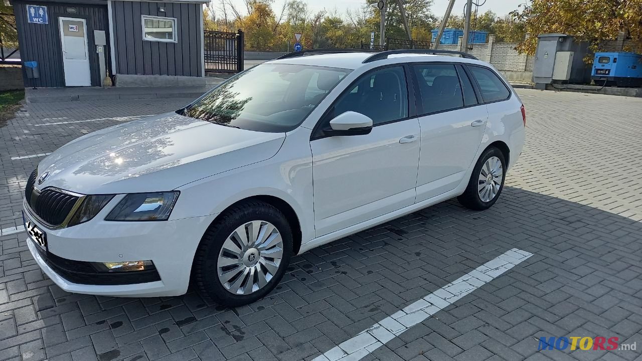 2019' Skoda Octavia photo #3