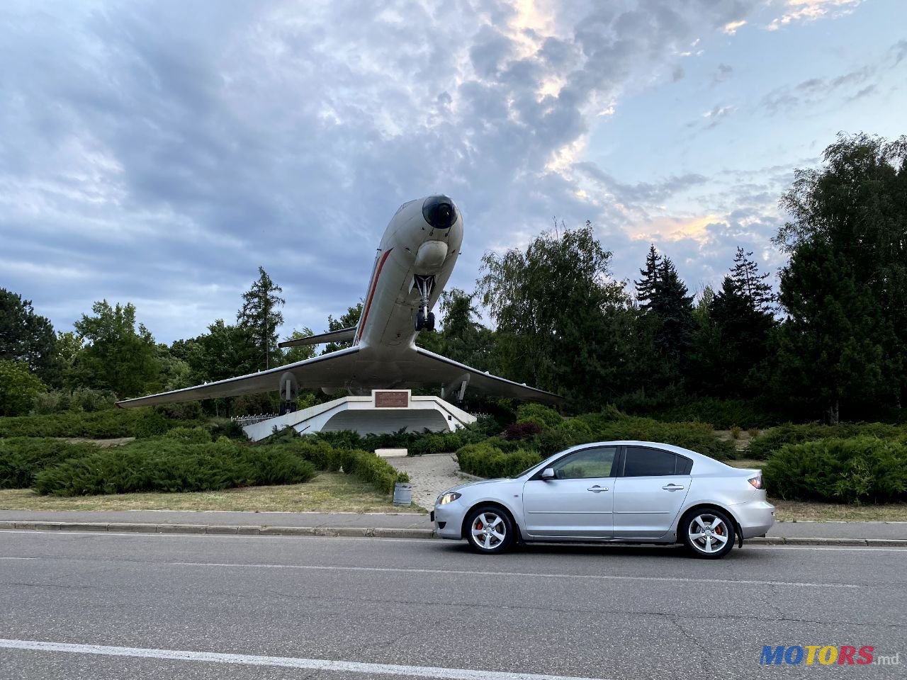 2005' Mazda 3 photo #3