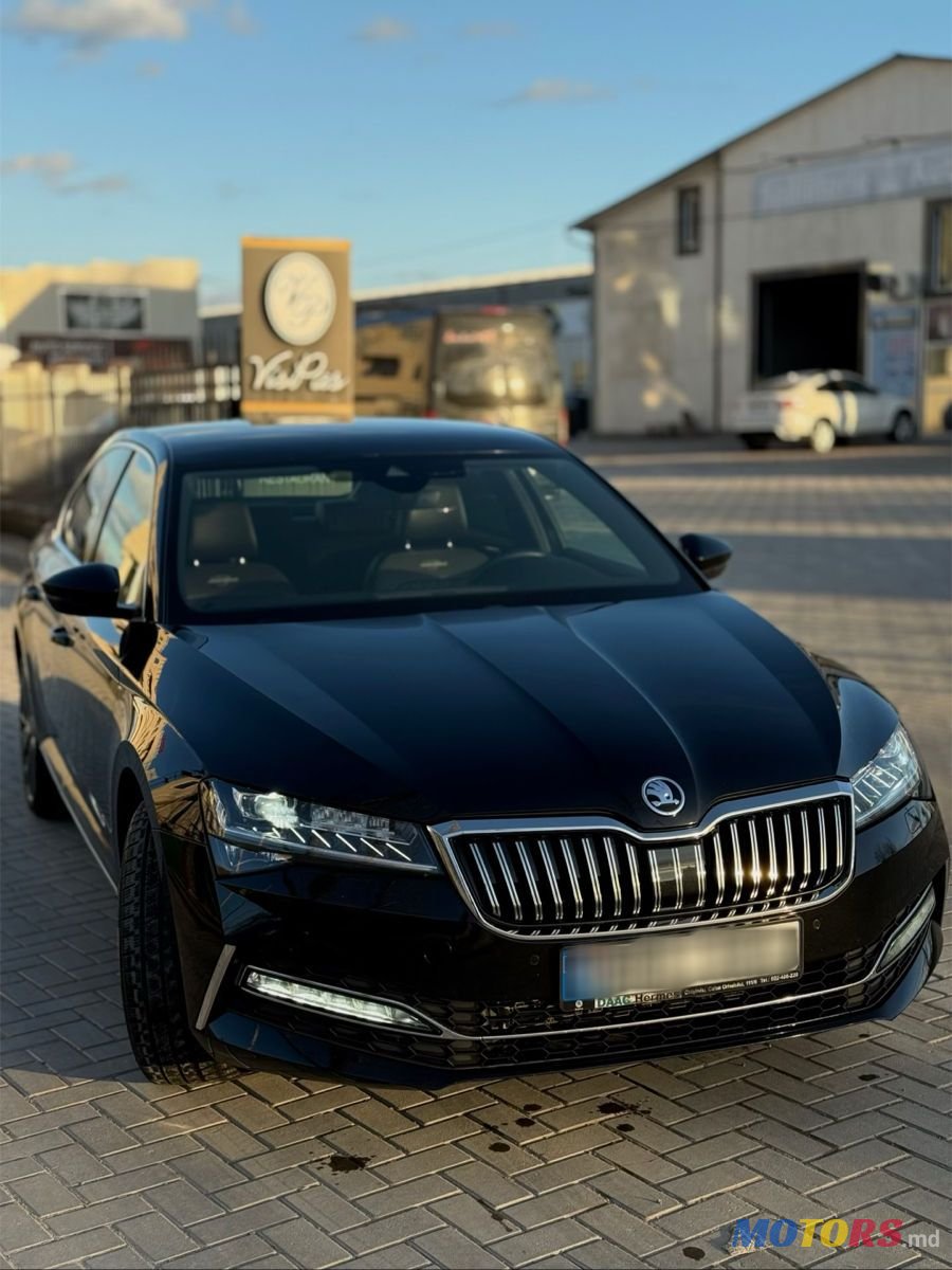 2020' Skoda Superb photo #2