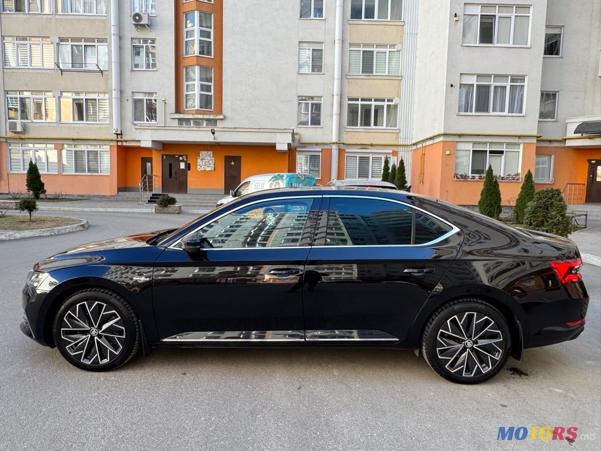 2020' Skoda Superb photo #4