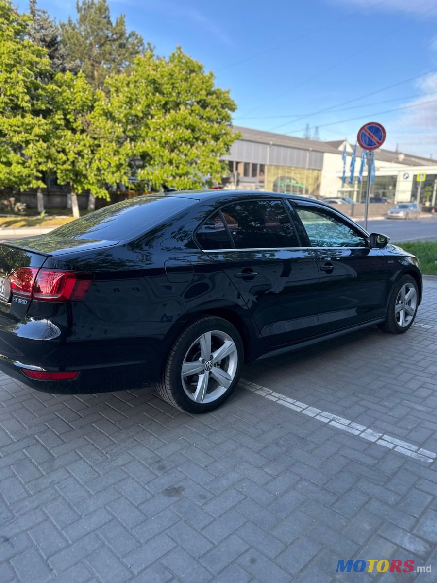 2013' Volkswagen Jetta photo #4