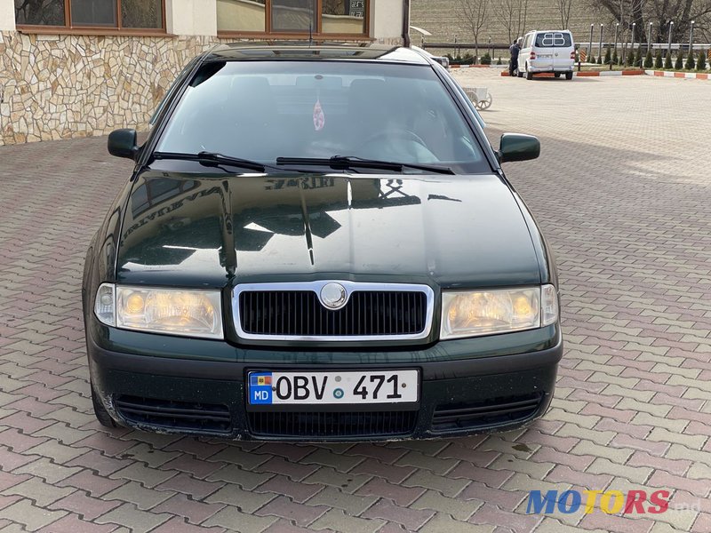 2001' Skoda Octavia photo #2