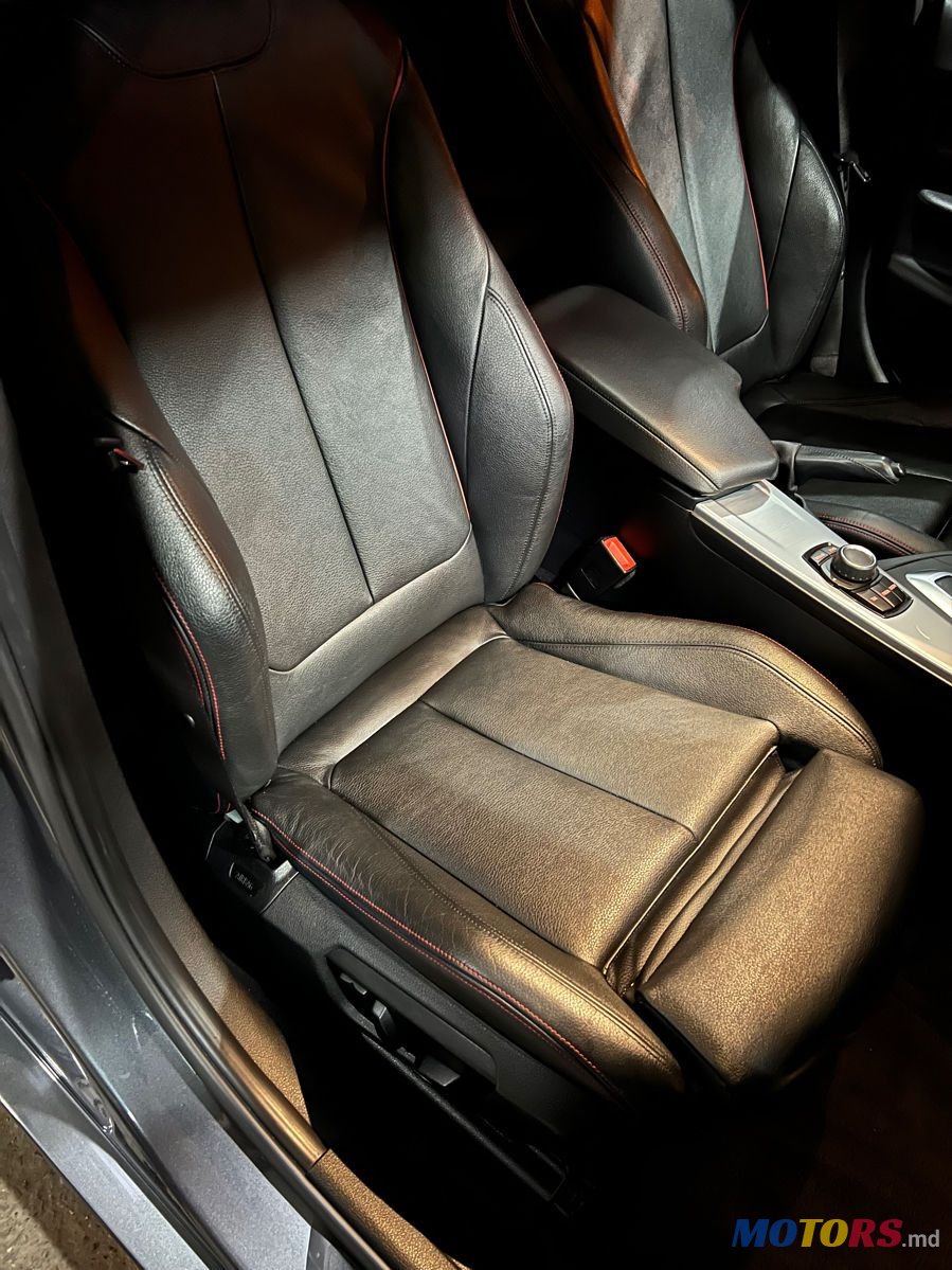 2013' BMW 3 Series photo #4