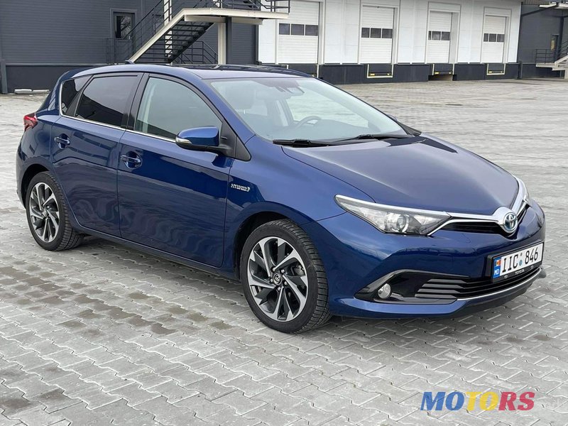 2016' Toyota Auris photo #2