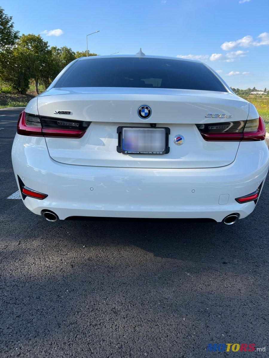 2022' BMW 3 Series photo #4