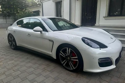 2012' Porsche Panamera