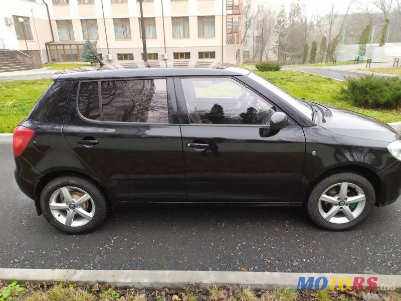 2008' Skoda Fabia photo #6