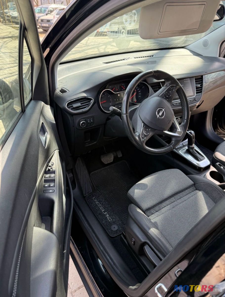 2021' Opel Crossland X photo #6