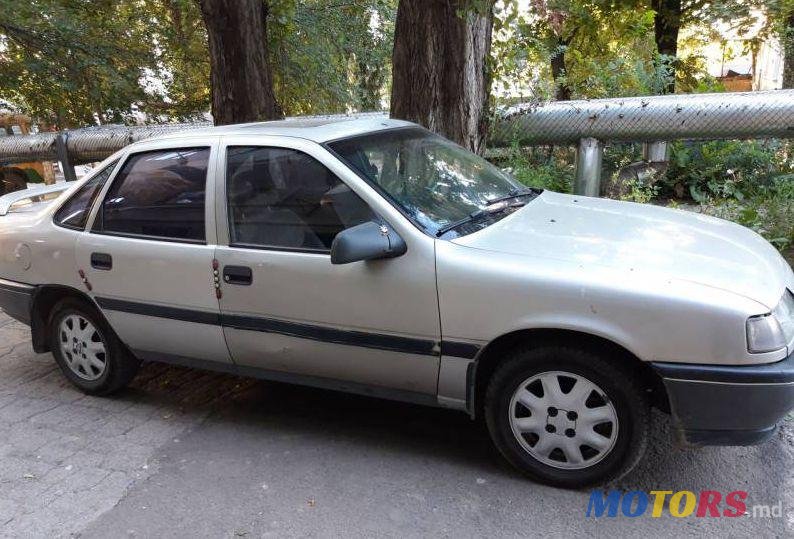 1992' Opel Vectra photo #1