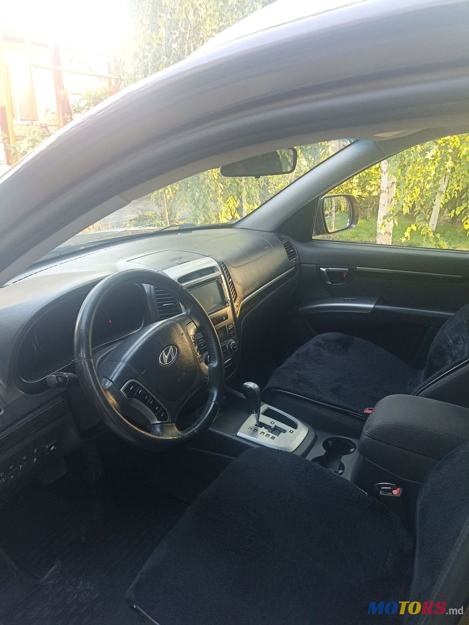 2010' Hyundai Santa Fe photo #6